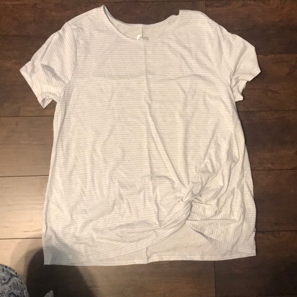 Old Navy Active Top! Only worn once!